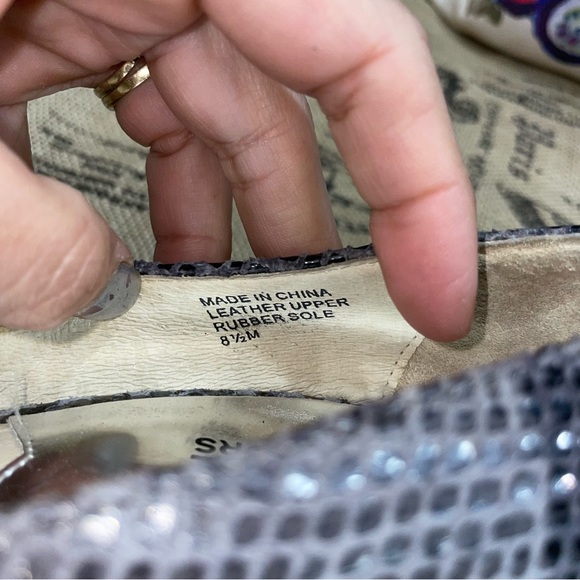 Michael Kors Grey Snakeskin Pattern Pump Size 8.5 Excellent Condition - Picture 6 of 10